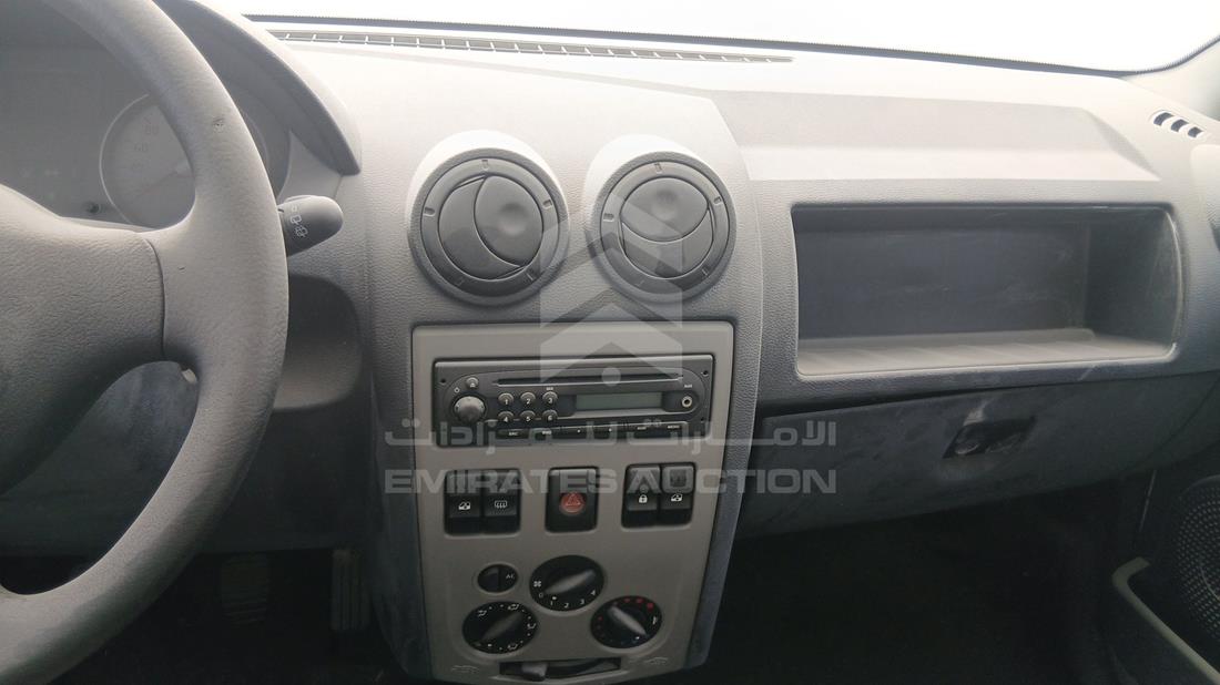 2012 Renault Logan — Entertainment Systems & Camera Monitor & Navigation — Photo 15