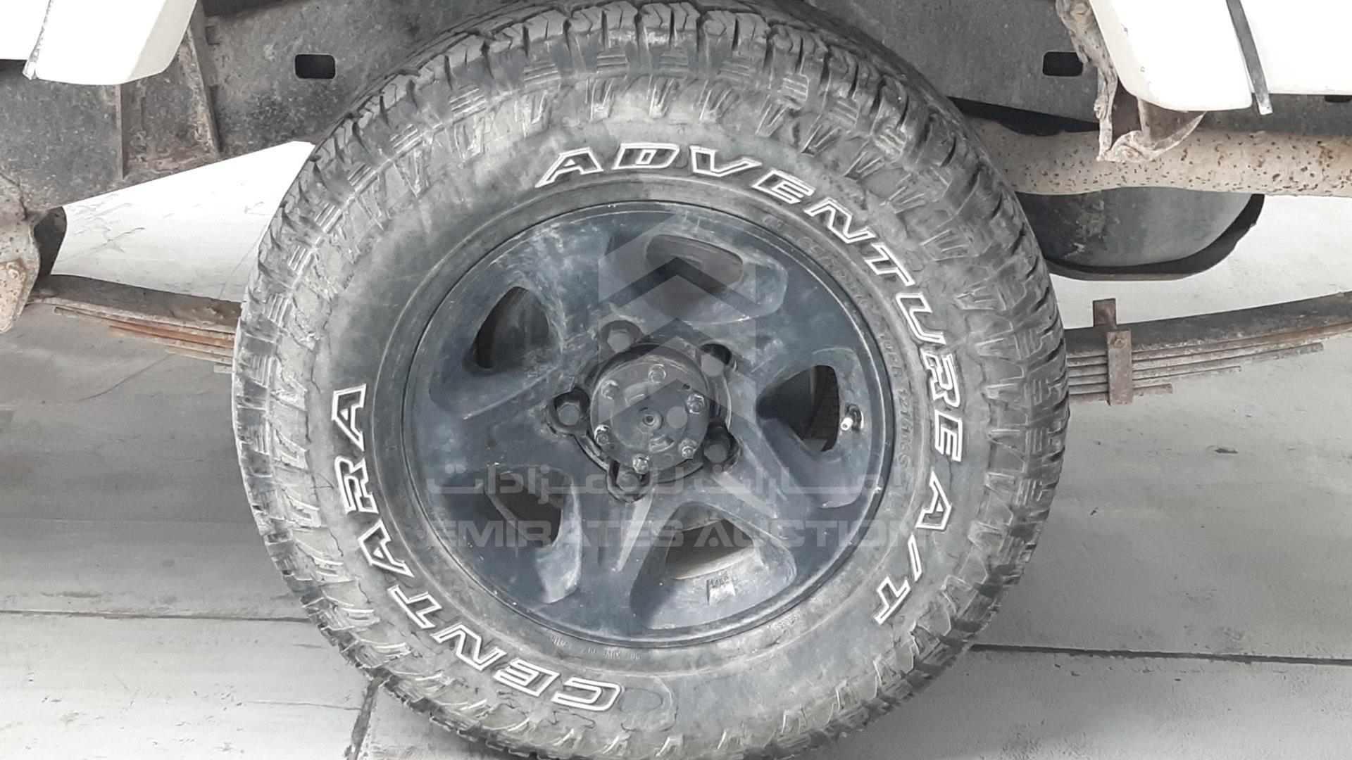 2014 TOYOTA LAND CRUISER VIN: JTFLU73J4E4553353