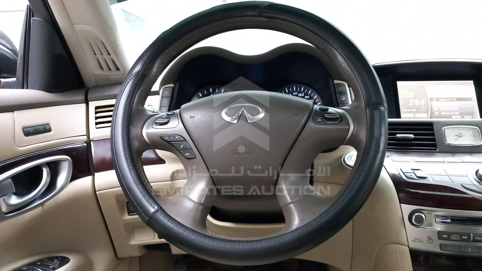 2016 INFINITI Q70 VIN: JNKBY1AP0GM320438