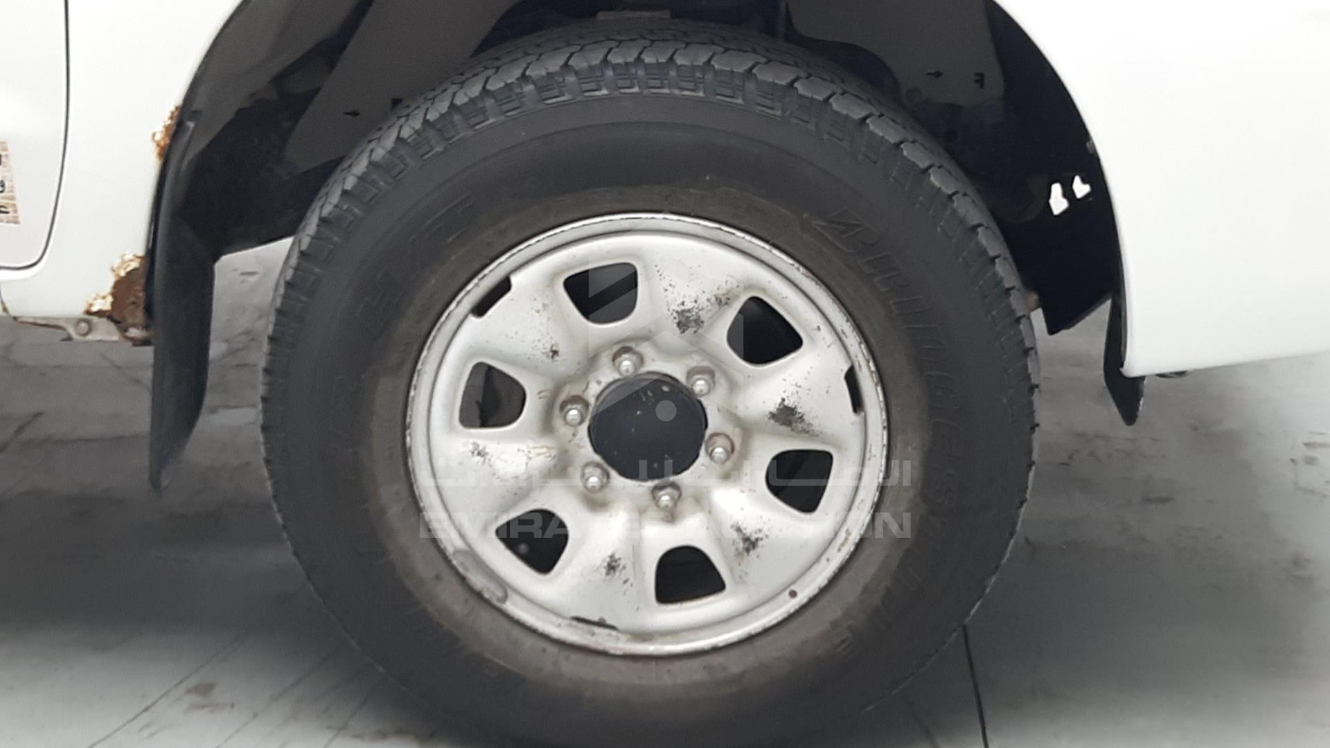 2014 TOYOTA HILUX VIN: MR0FX22G3E1392356