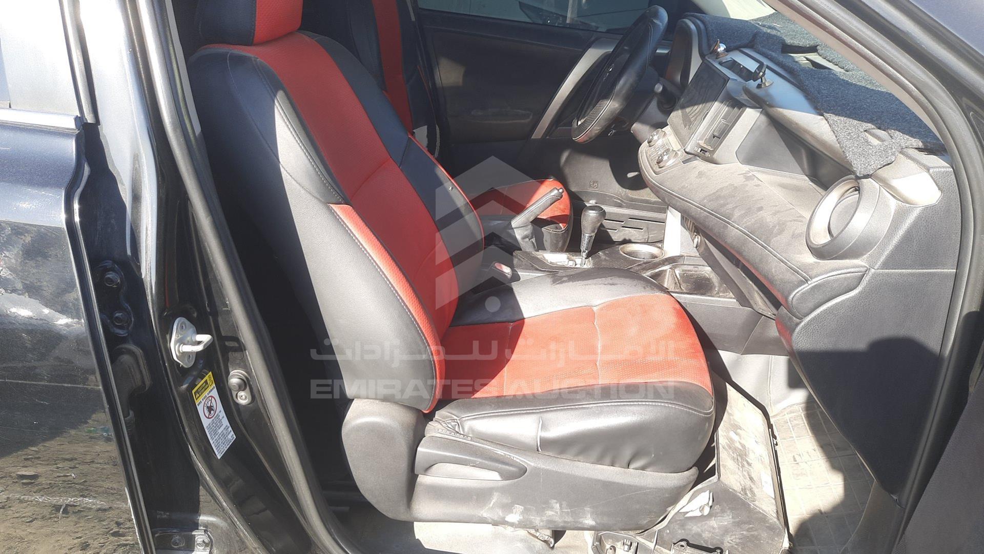 2015 TOYOTA RAV-4 VIN: 2T3RFREV8FW358109
