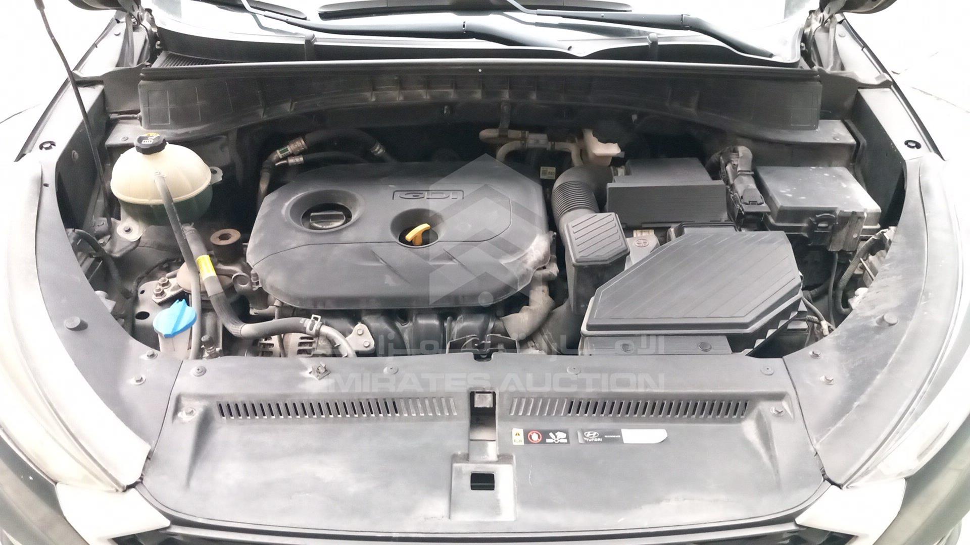 2020 HYUNDAI TUCSON VIN: KM8J33A42LU167175