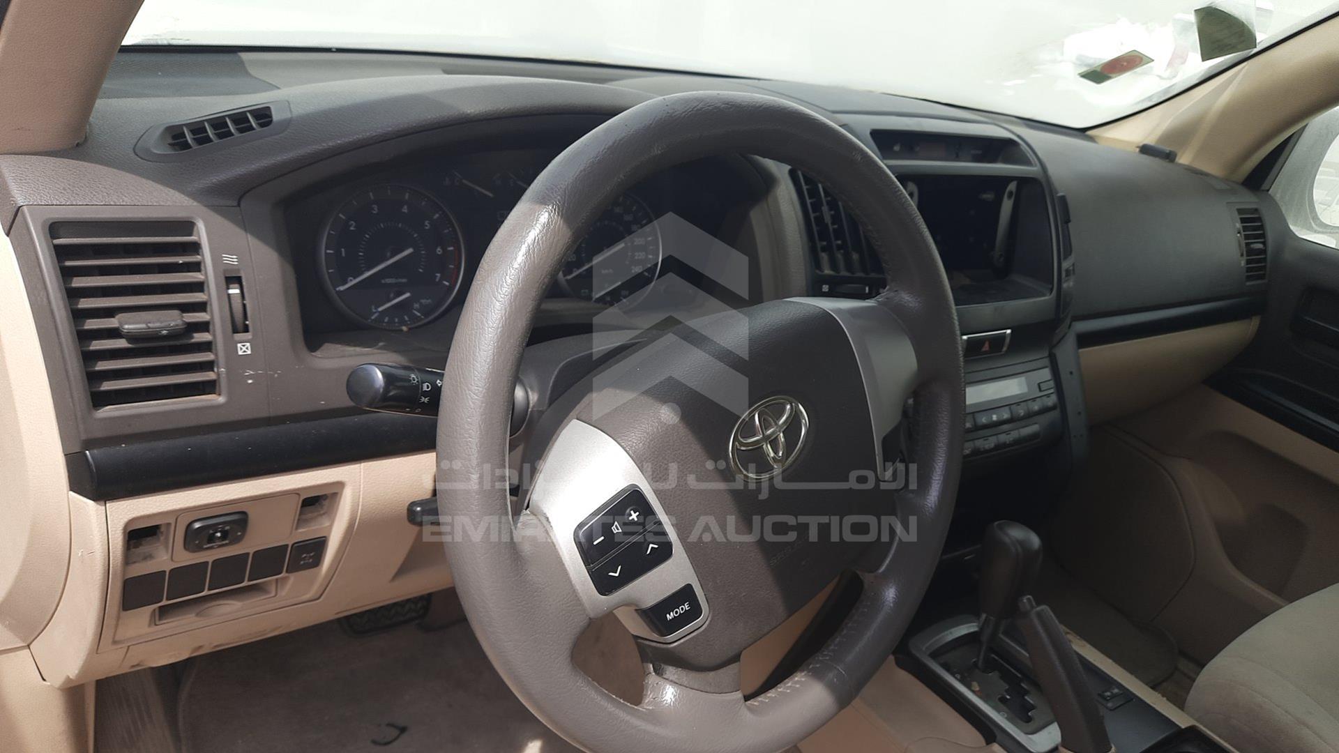 2013 TOYOTA LAND CRUISER VIN: JTMDU09J8D4064092