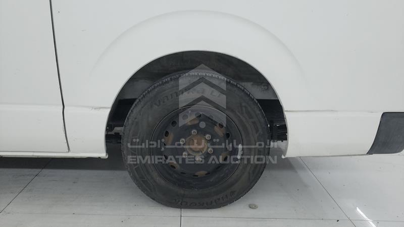 JTFHX02P0G0106555 Auction: EmiratesAuction Lot: 406209 JTFHX02P0G0106555 Toyota Hiace 2016 WHITE Photo 28