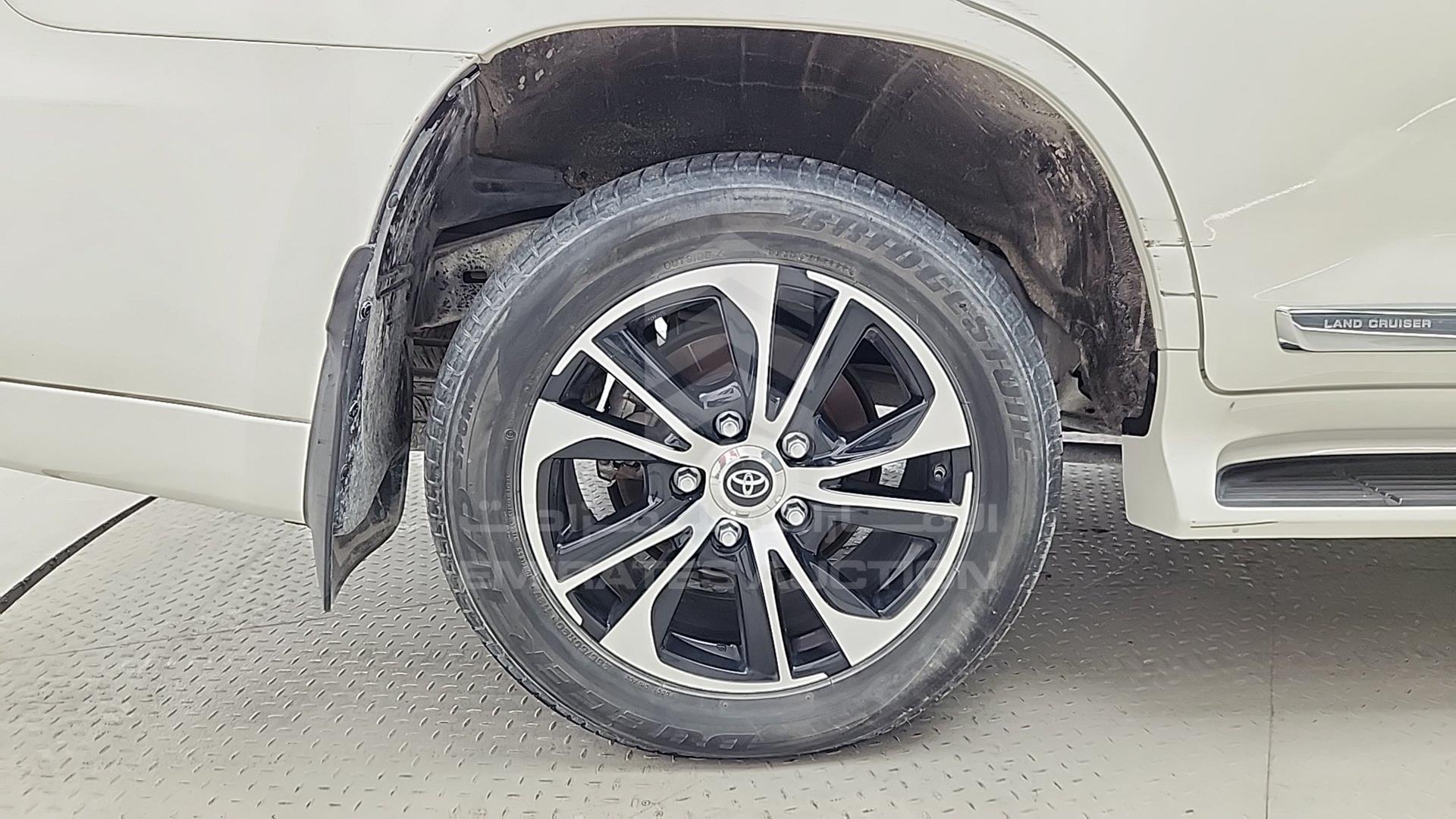 2021 TOYOTA LAND CRUISER VIN: JTMHX01J6M4225253