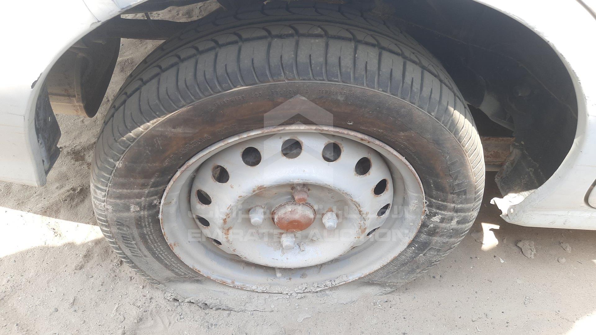 2002 NISSAN SUNNY VIN: JN1EN61SX2W055391