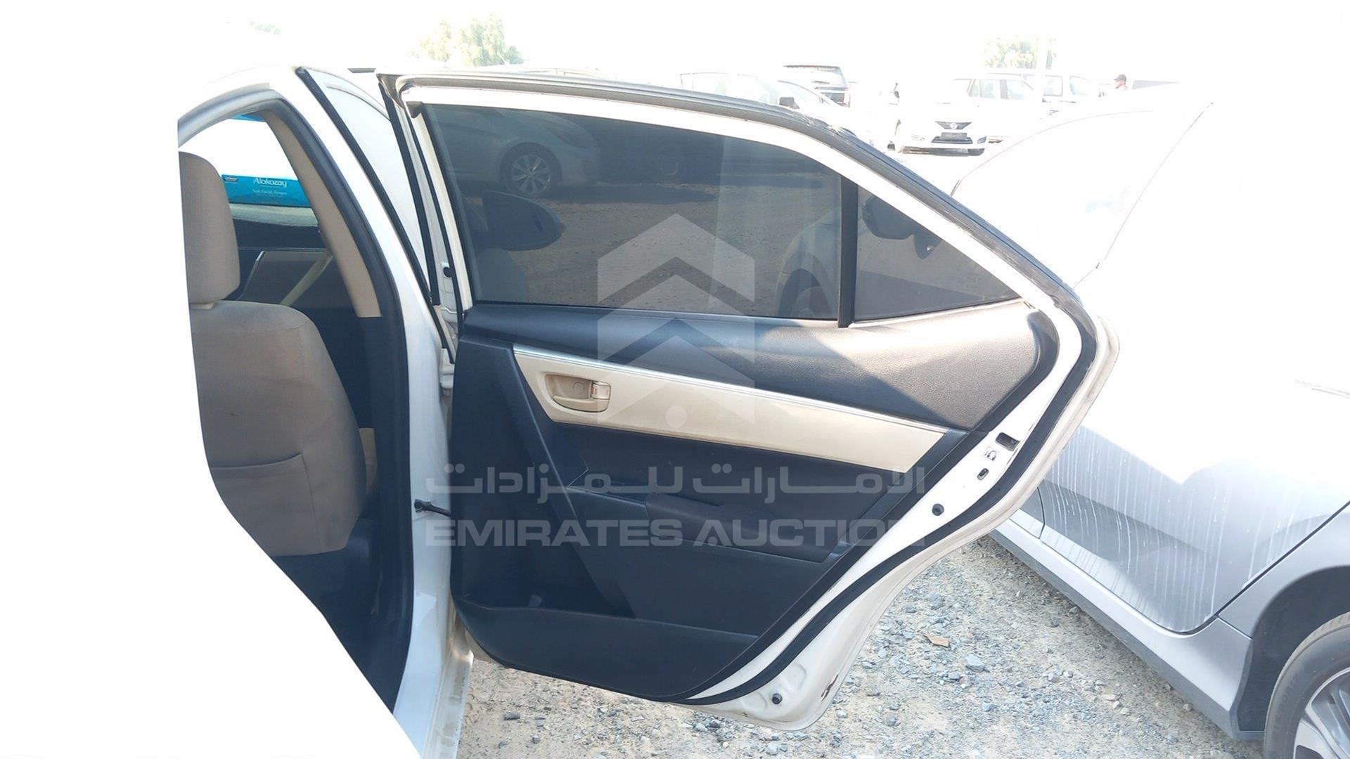 2015 TOYOTA COROLLA VIN: RKLBB9HE2F5093531