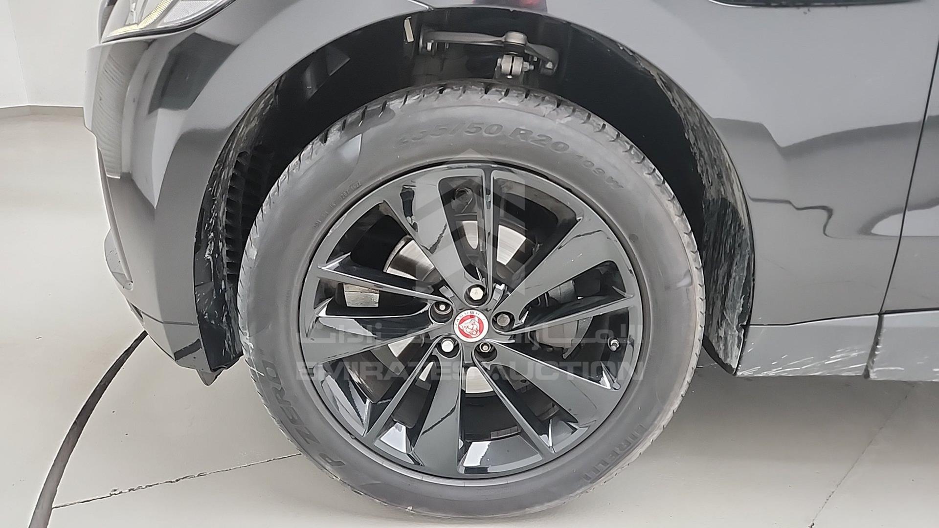 2018 JAGUAR F-PACE VIN: SADCJ2FX7JA251768