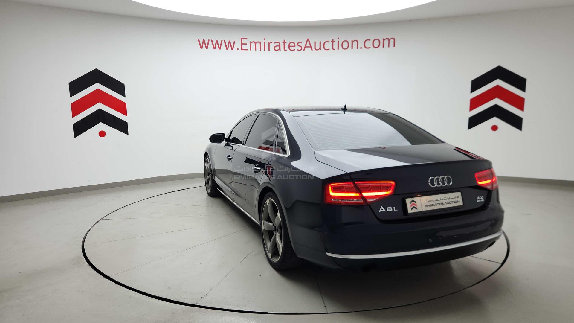 2012 AUDI A8 VIN: WAURVB4H8CN000577