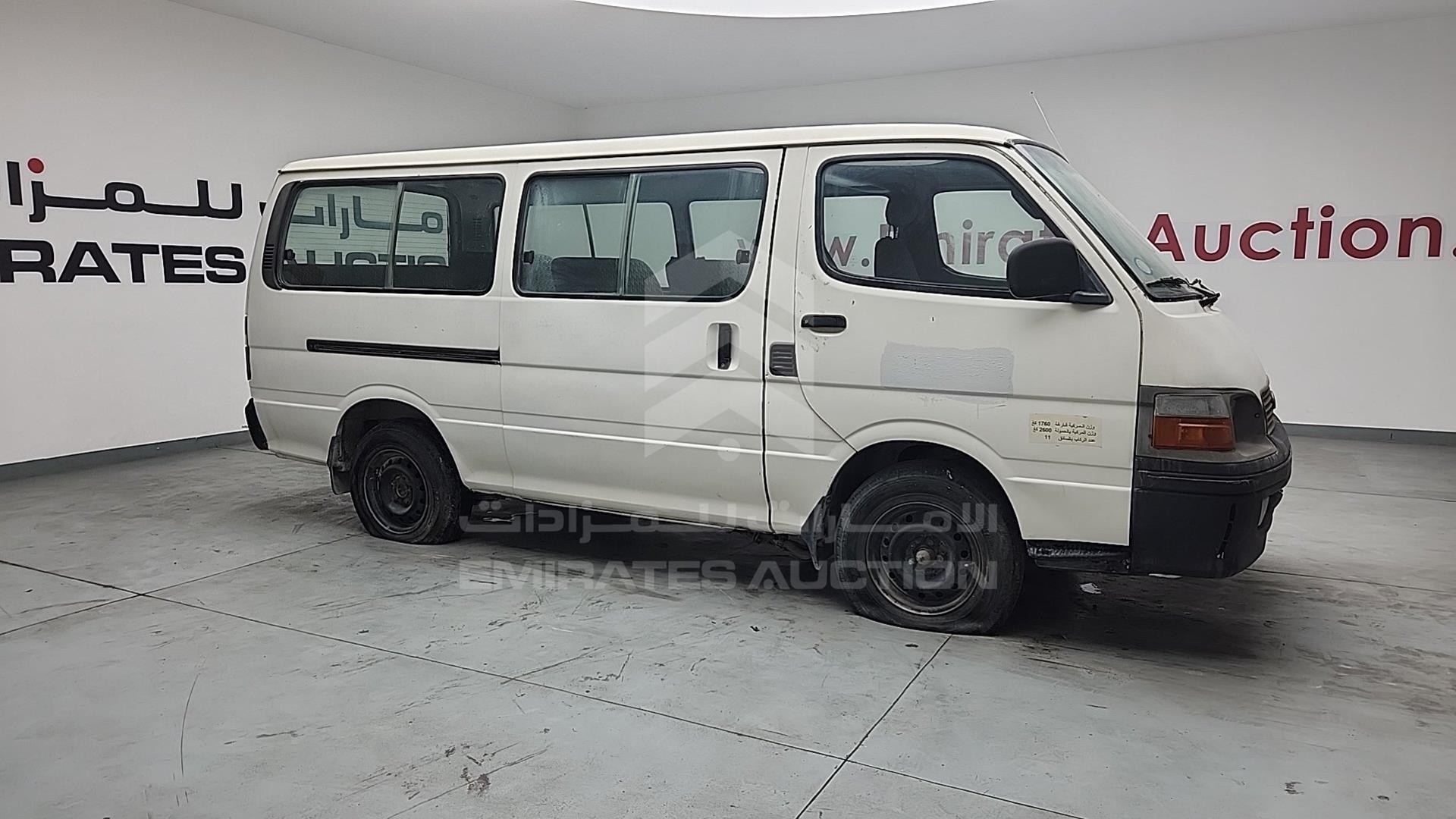 2003 TOYOTA HIACE VIN: JTCFR119337011416