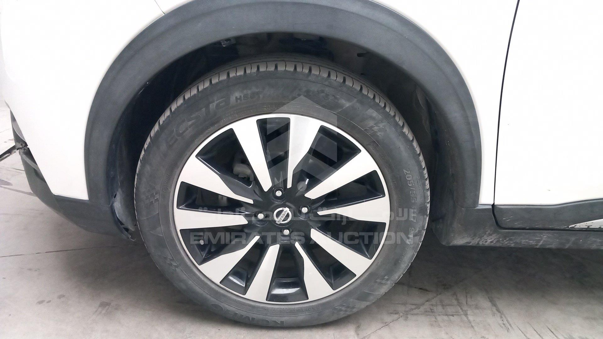 2018 NISSAN KICKS VIN: 3N1CP5C90JL484114