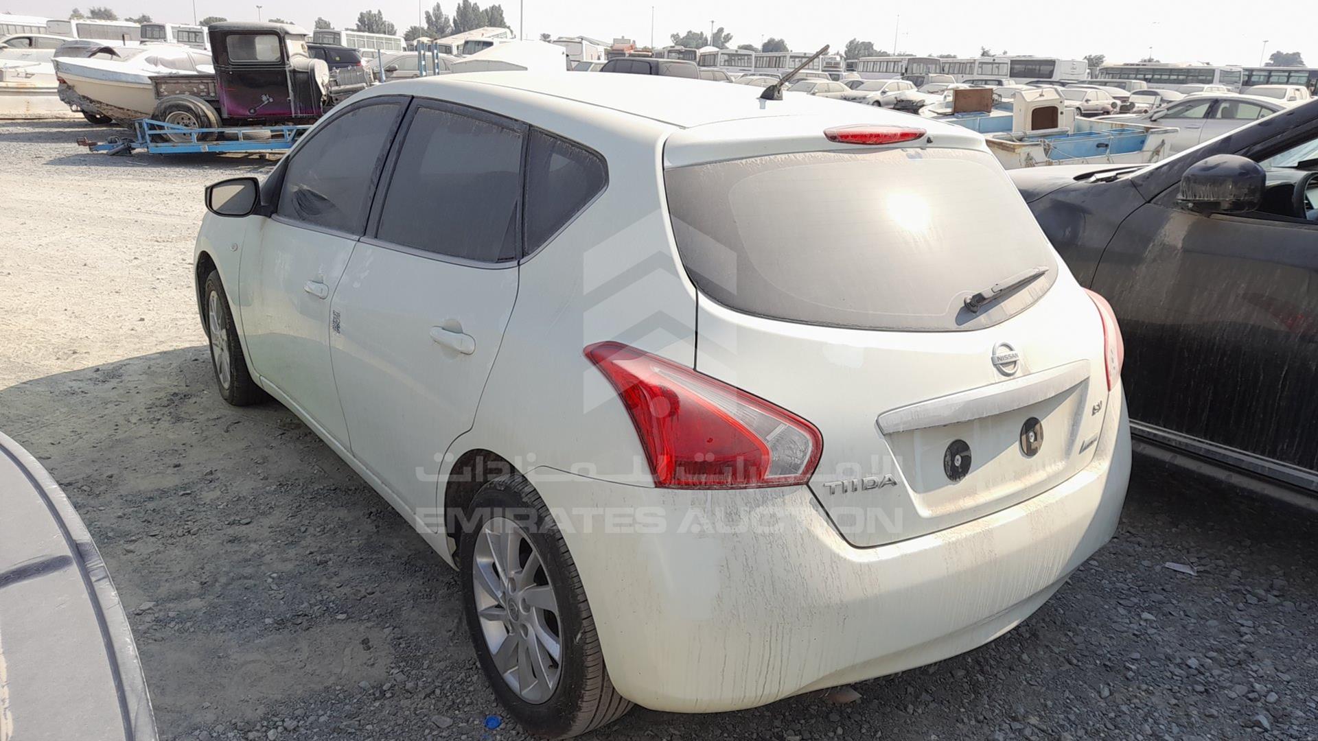 2015 NISSAN TIIDA VIN: MNTBC2C92F6008234