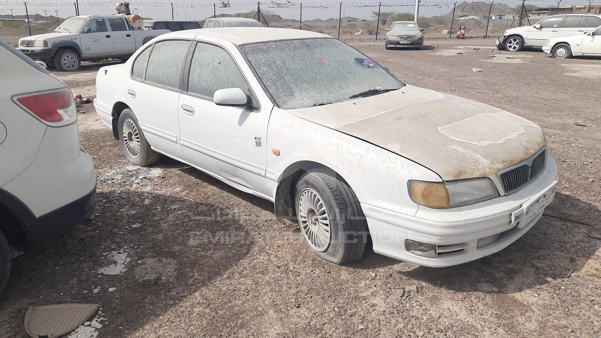 0 NISSAN MAXIMA VIN: JN1CCUA32Z0090543