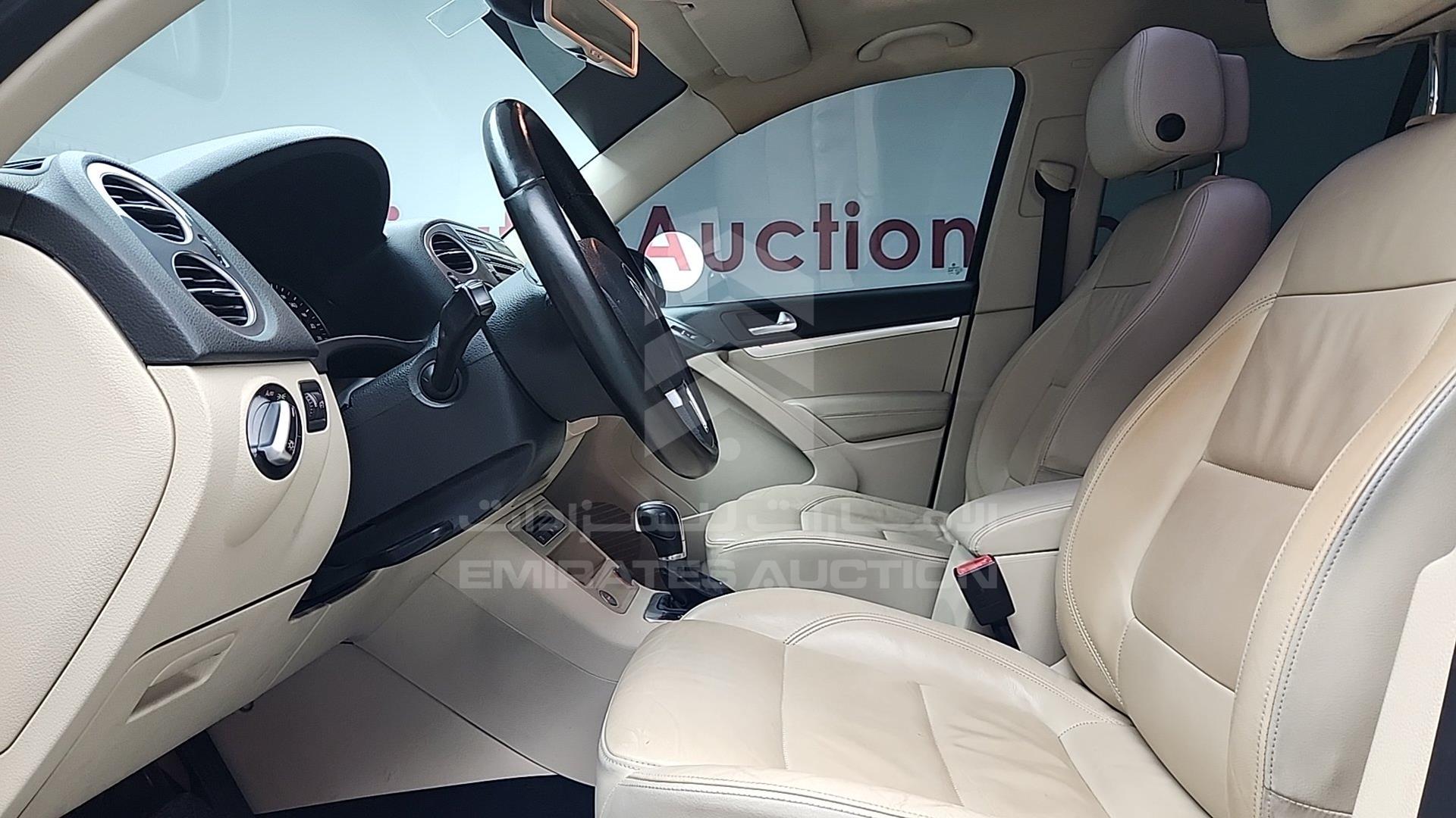 2012 VOLKSWAGEN TIGUAN VIN: WVGCE25N8CW510009
