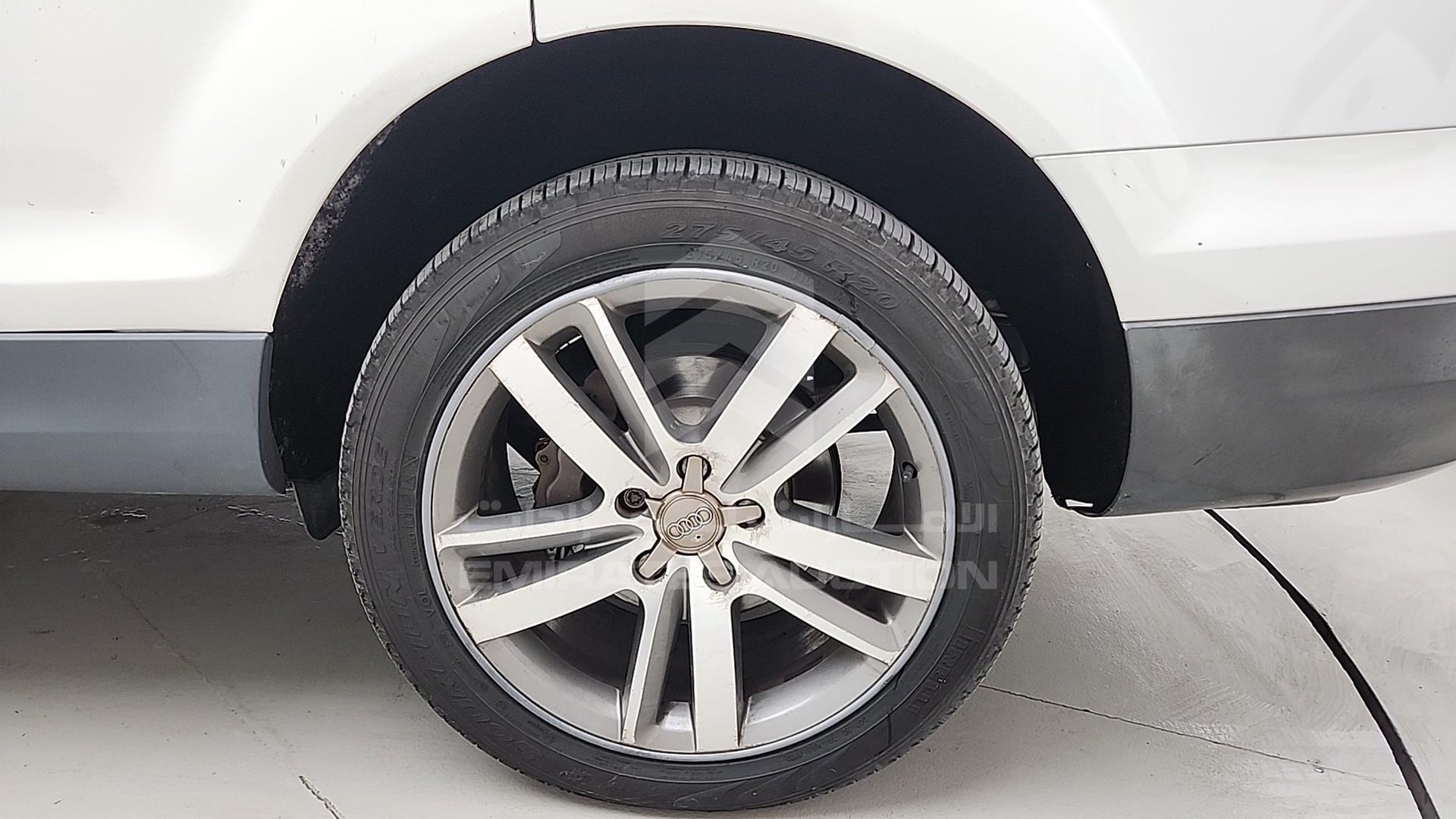 2011 AUDI Q7 VIN: WAUAGD4L6BD008768
