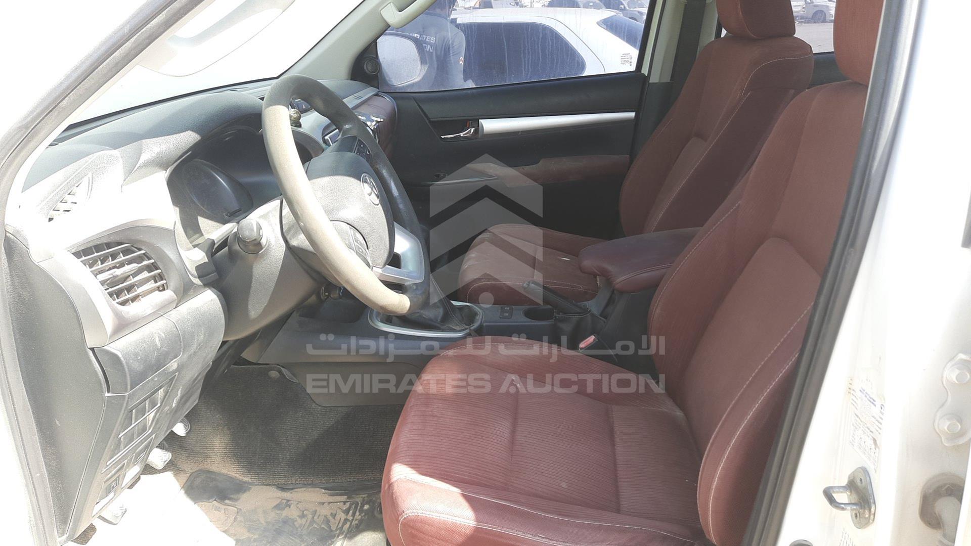 2016 TOYOTA HILUX VIN: MR0HX8CD8G1356830