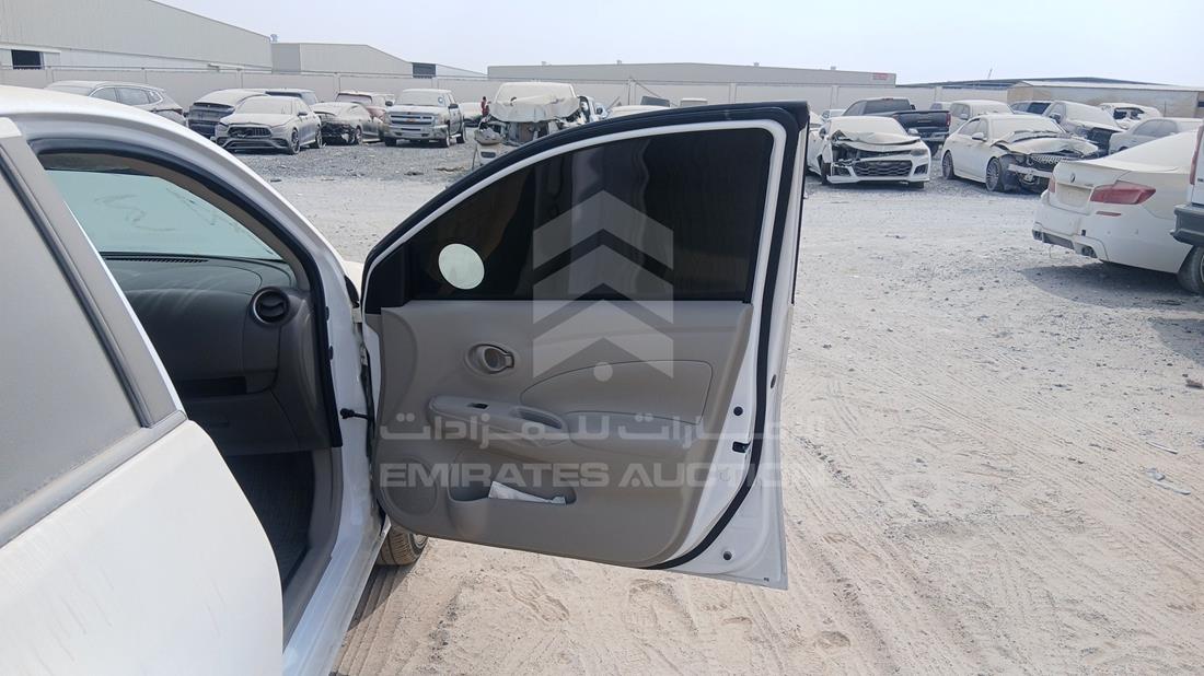 نيسان صني 2025 — الباب الأمامي الأيمن — صورة 27