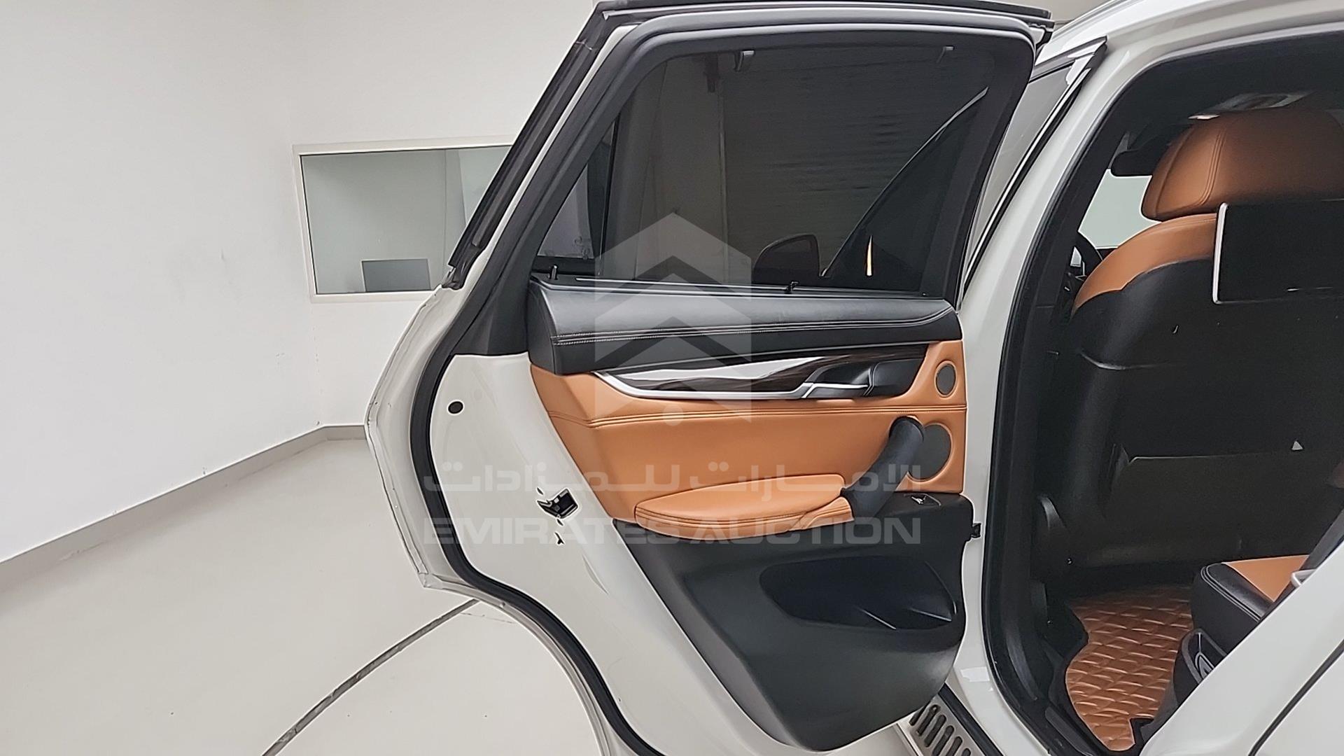 2015 BMW X6 VIN: WBAKU6103F0G58175