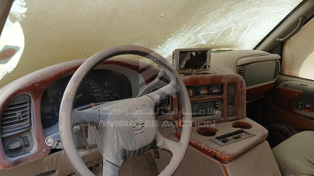 1998 Chevrolet Astro — Full Dashboard View — Photo 15