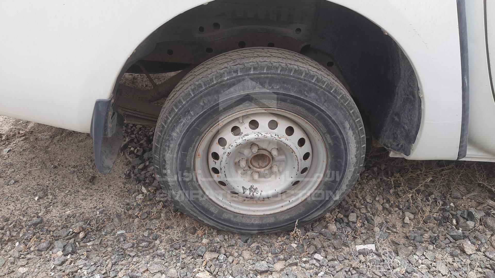 2013 MITSUBISHI L 200 VIN: MMBJNKA50DD016652
