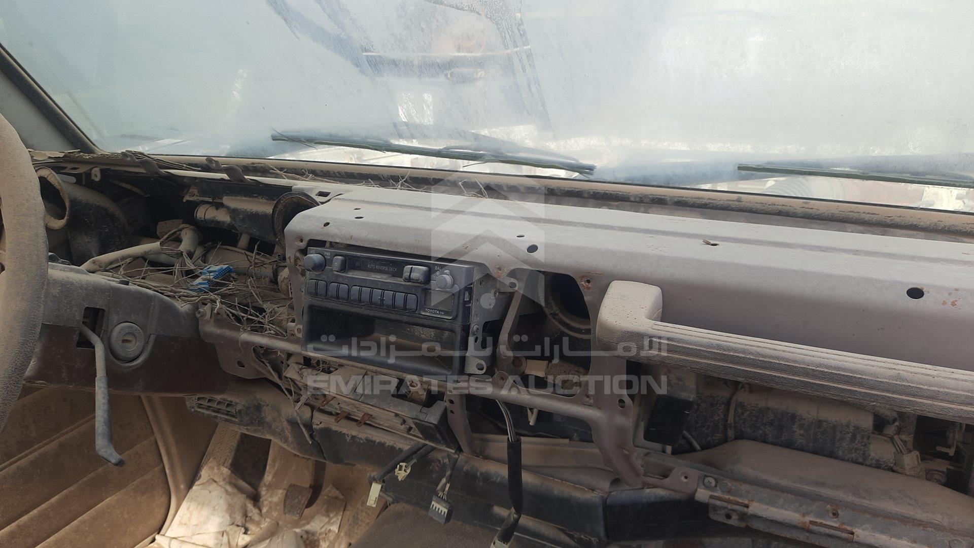 2005 TOYOTA LAND CRUISER VIN: JTFLB71J458008240