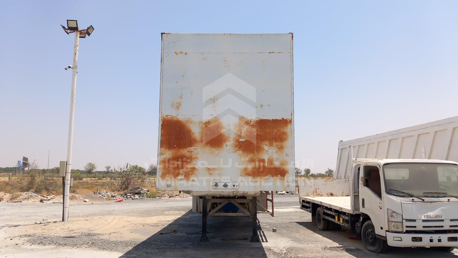 2018 TRAILER LOCAL VIN: D073549DXBTRAILER