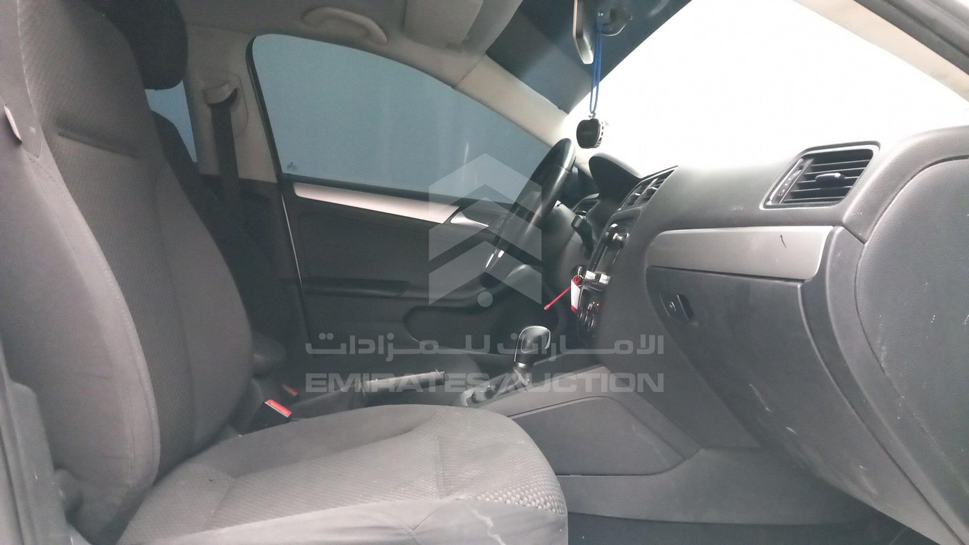 2015 VOLKSWAGEN JETTA VIN: WVWRV1AJXFM200925
