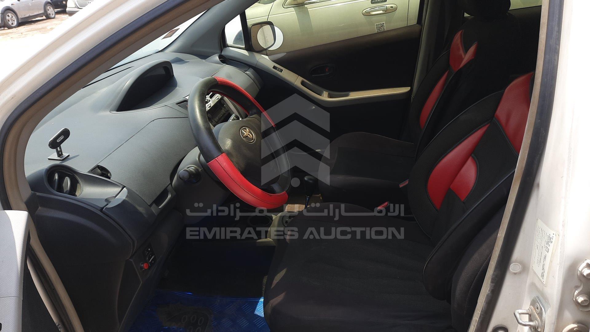 2006 TOYOTA YARIS VIN: JTDKW923265013105