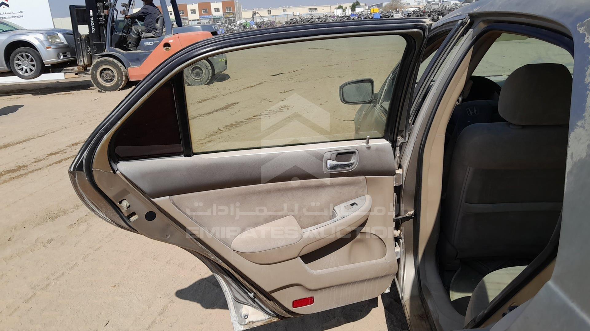 2004 HONDA ACCORD VIN: JHMCM56594C410574