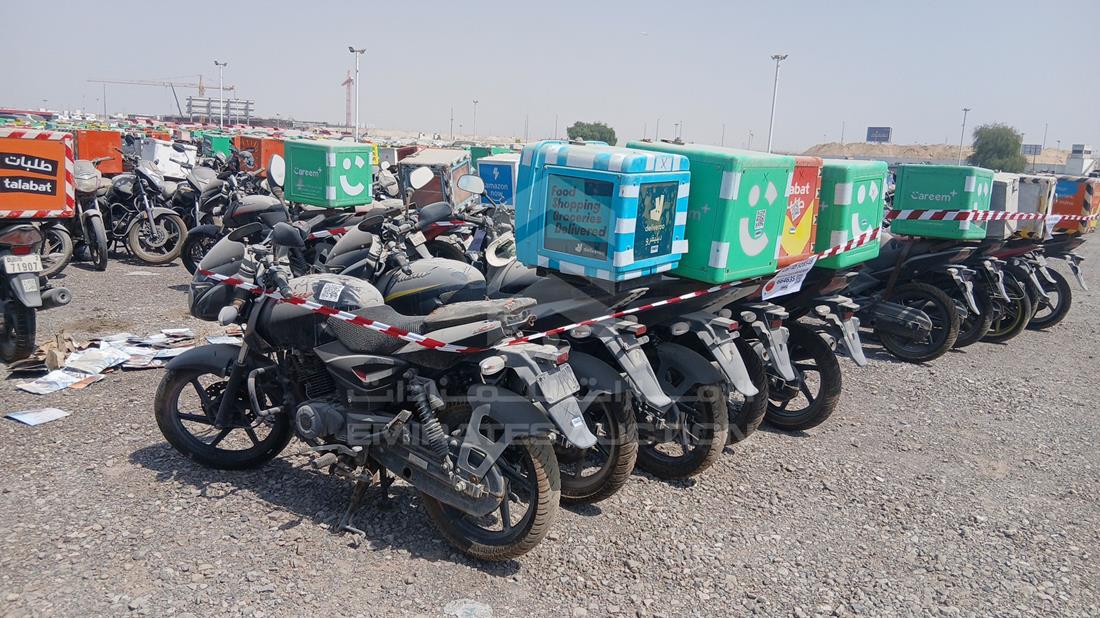 5 Motorbikes — Rear Left Angle — Photo 8