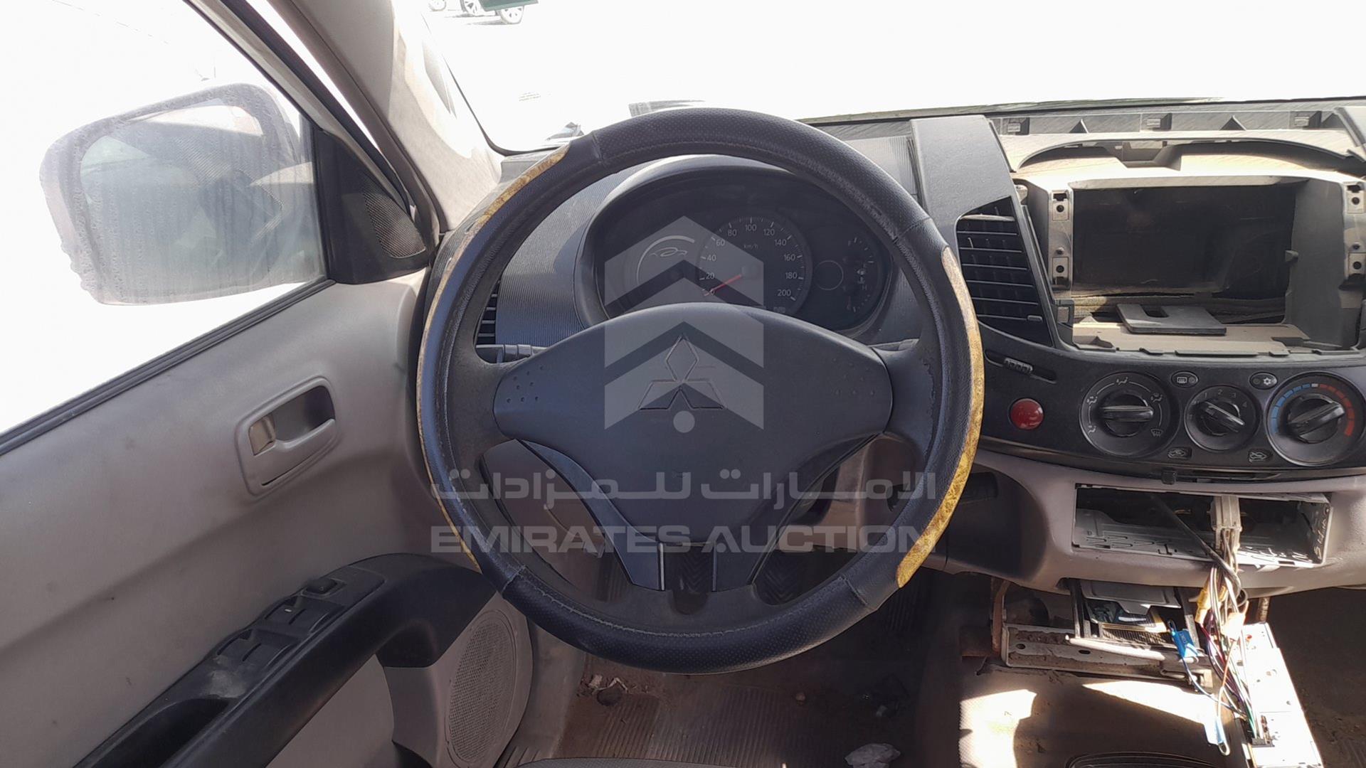 2013 MITSUBISHI L 200 VIN: MMBJNKA50DD025343