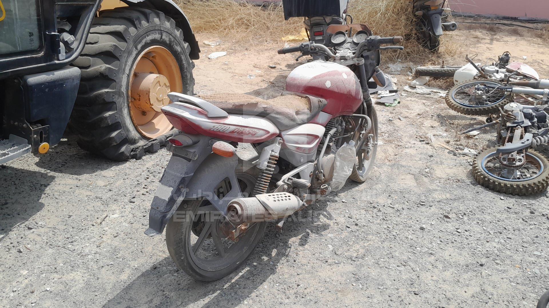 0 BAJAJ PULSAR VIN: MD2DHDJZZNC032759