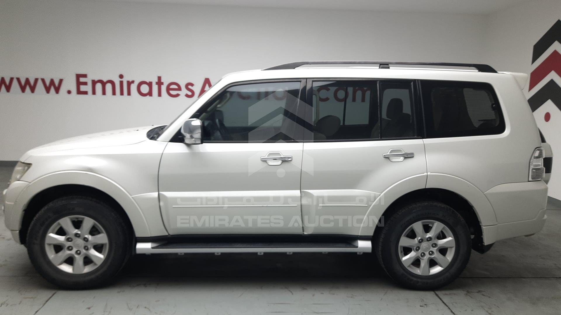 2017 MITSUBISHI PAJERO VIN: JE4MR62N3HJ705986