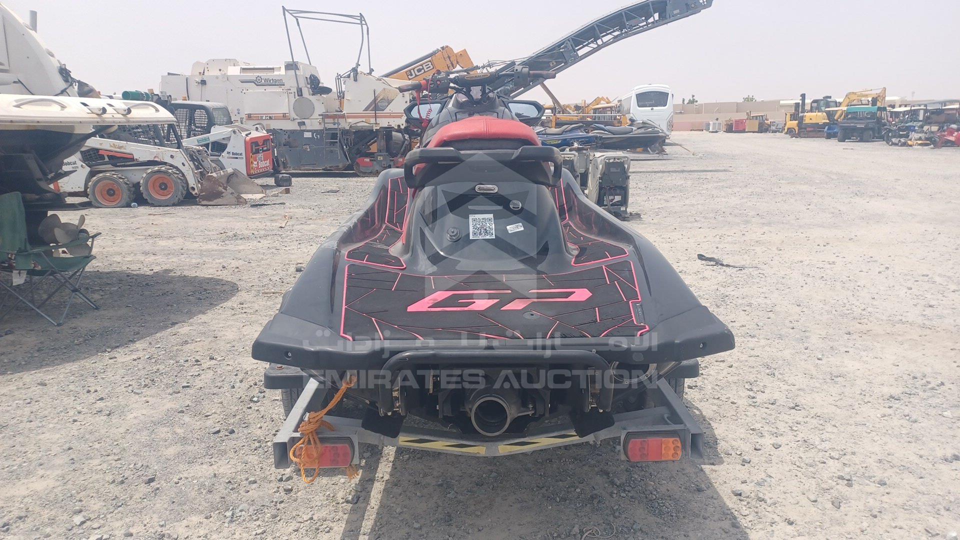 2017 JET SKI + TROLLEY --- VIN: USYAMA2679B717