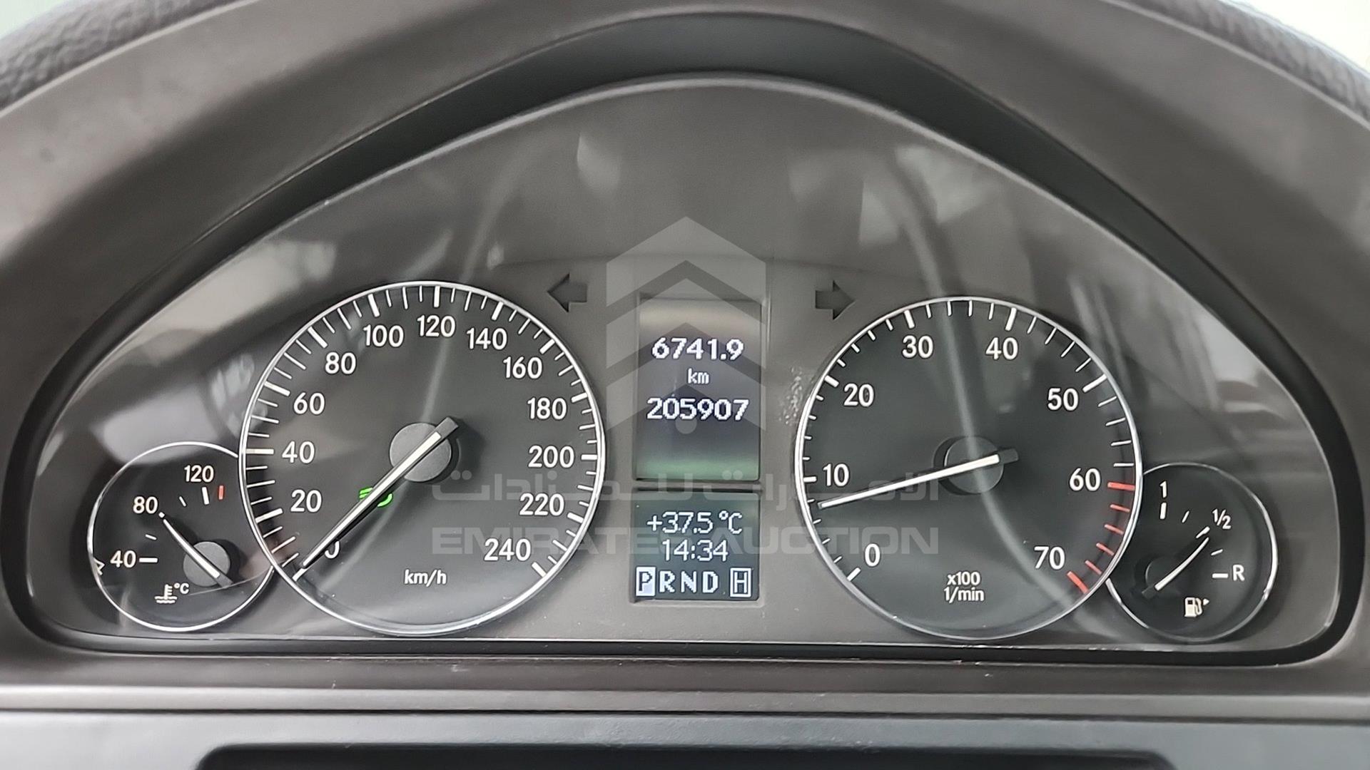 2010 MERCEDES G 500 VIN: WDCYC3GF2AX182583