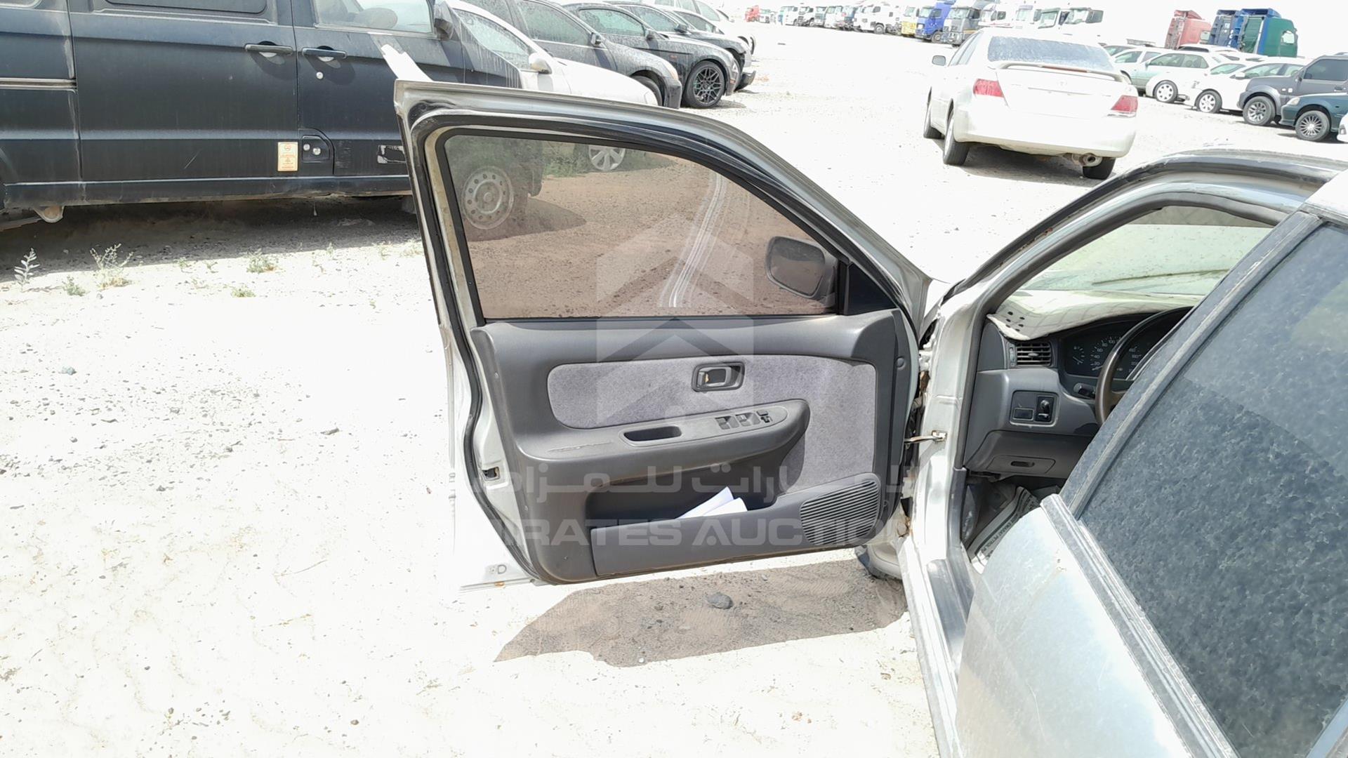2000 NISSAN SUNNY VIN: JN1DB41S5YW002423