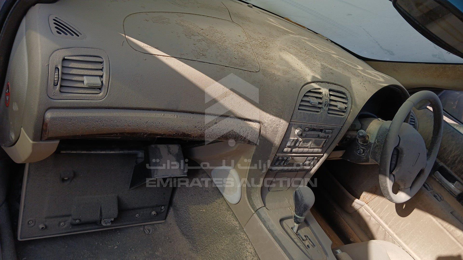 2000 LINCOLN MKZ VIN: 1LNHM86S5YY777894