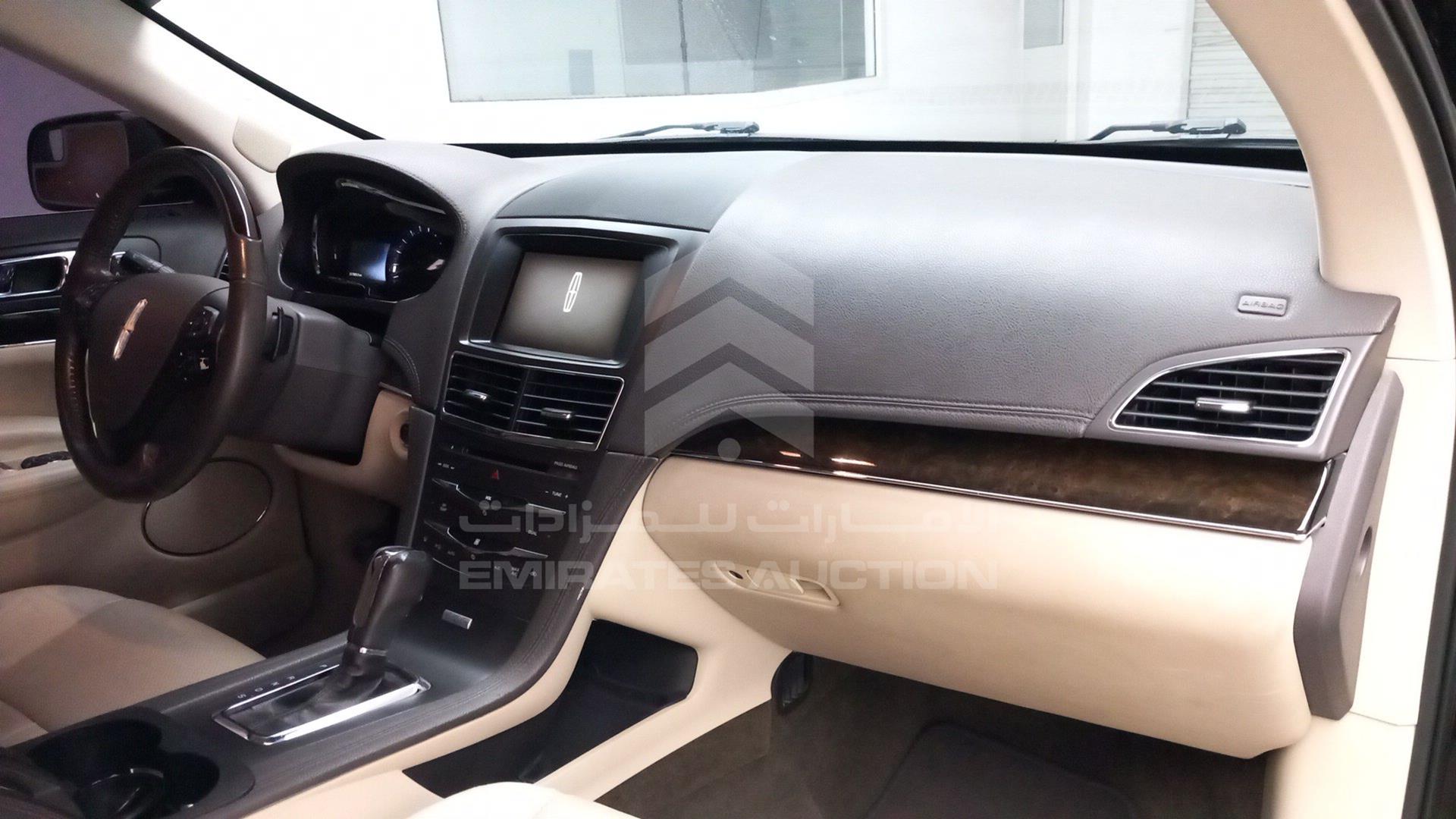 2014 LINCOLN MKT VIN: 2LMHJ5FK5EBL51191
