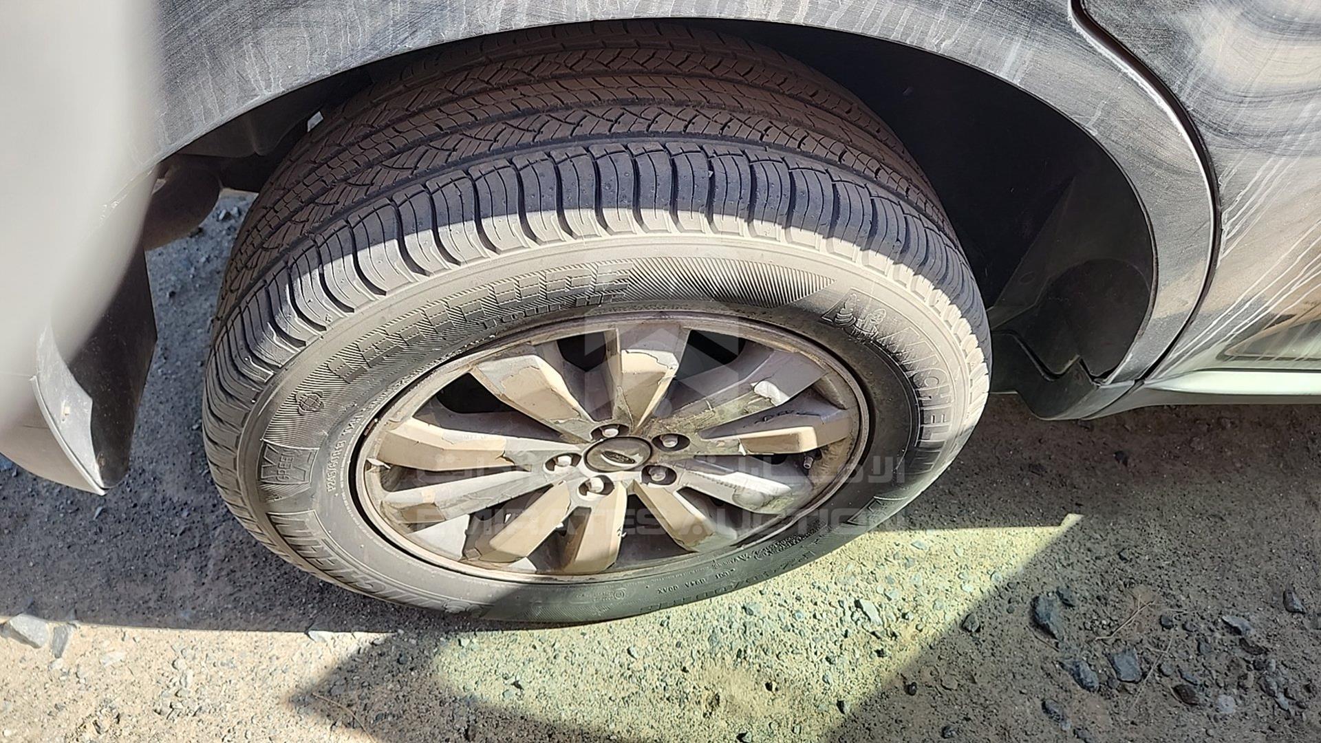 2007 FORD EDGE VIN: 2FMDK49C77BB15604