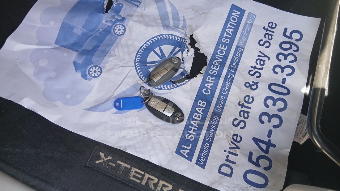 2023 Nissan Xterra — Keys — Photo 4