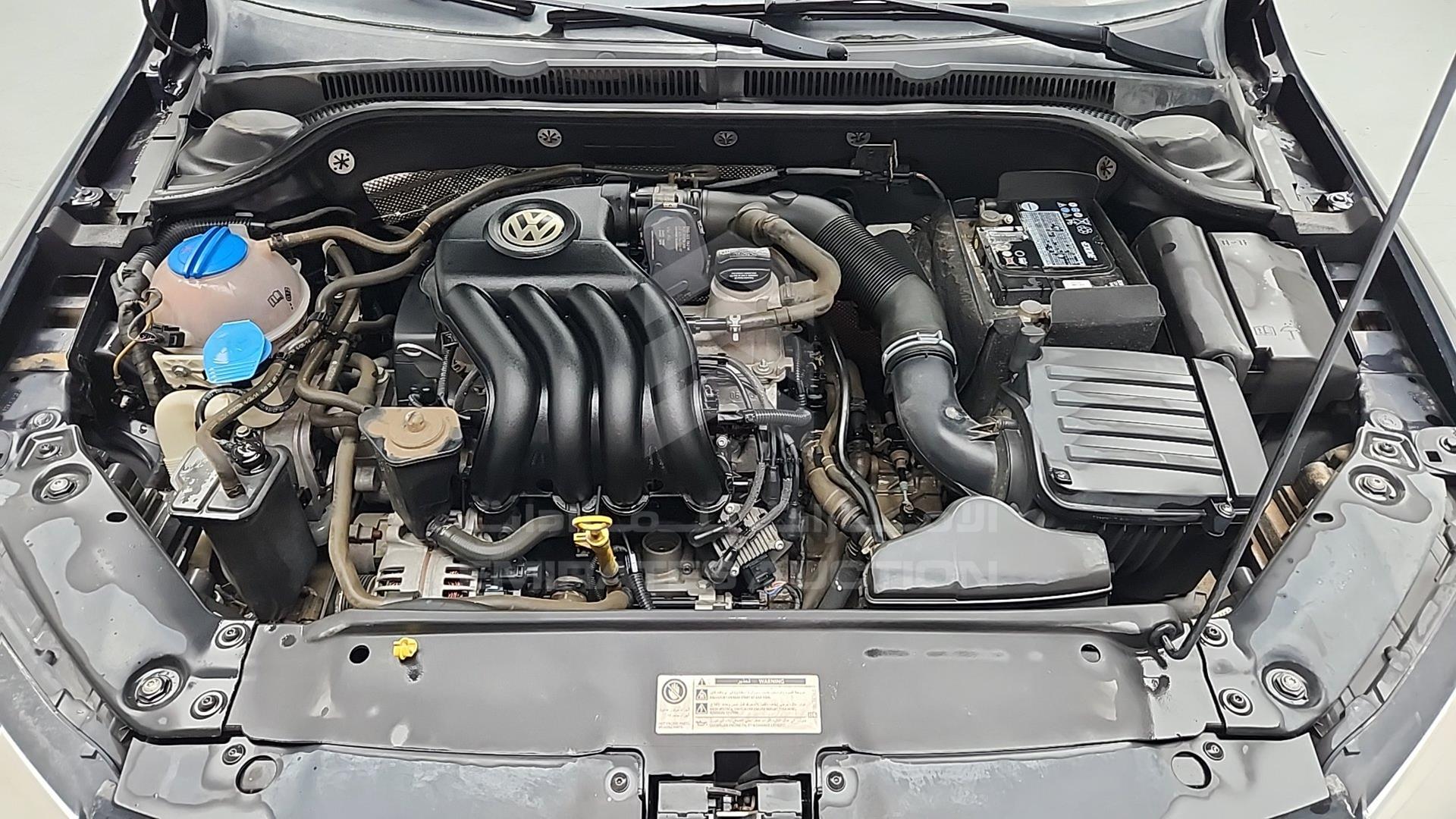 2015 VOLKSWAGEN JETTA VIN: WVWRV1AJXFM200939