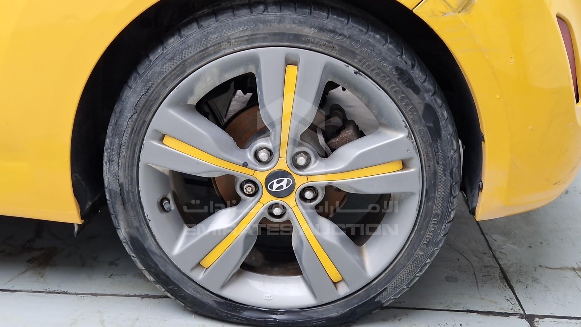 2015 HYUNDAI VELOSTER VIN: KMHTC6AD5FU232499