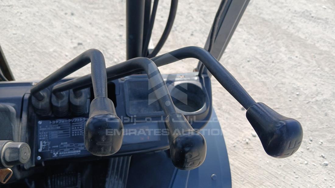 تويوتا رافعة 2015 — عام — صورة 22