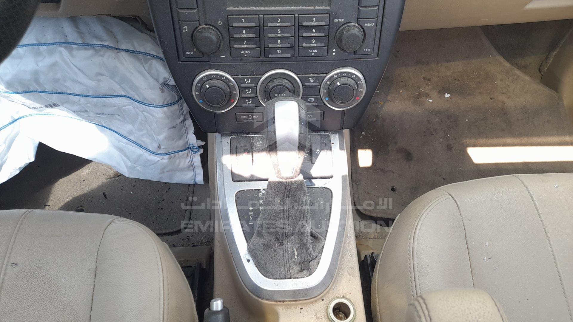2011 LAND ROVER LR 2 VIN: SALFA2BA9BH268955
