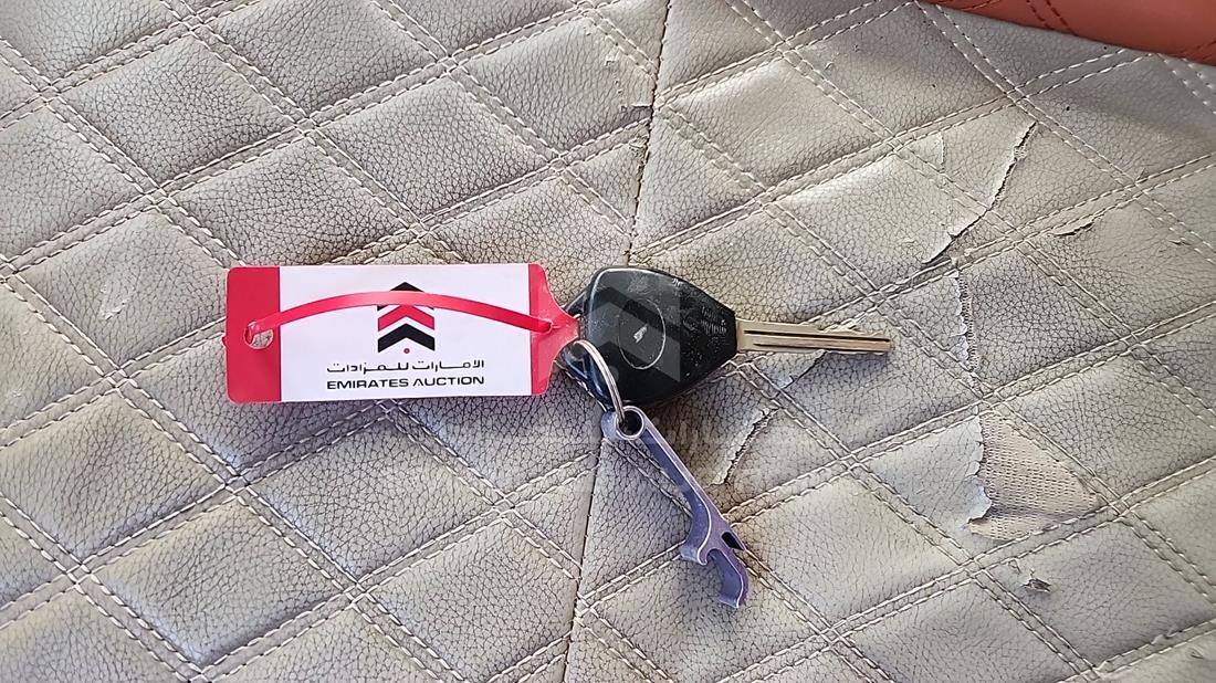 2003 Toyota Camry — Keys — Photo 5