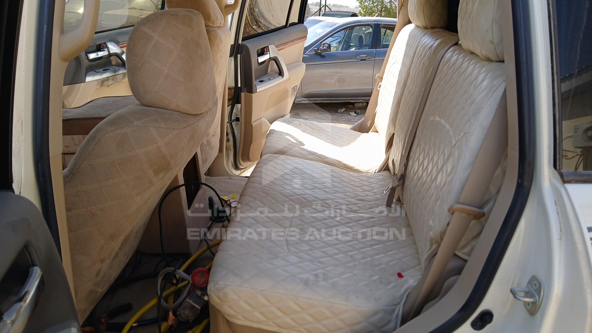 2015 TOYOTA LAND CRUISER VIN: JTMHY05J1F4035936