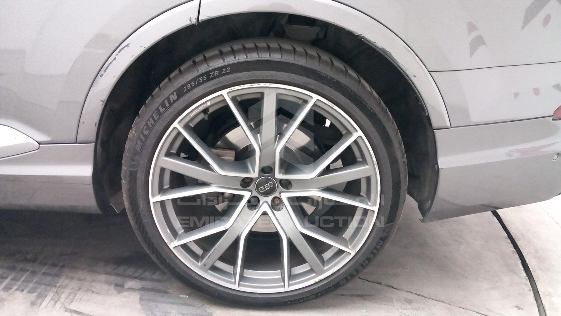 2018 AUDI Q7 VIN: WA1ZZZF73JD015649