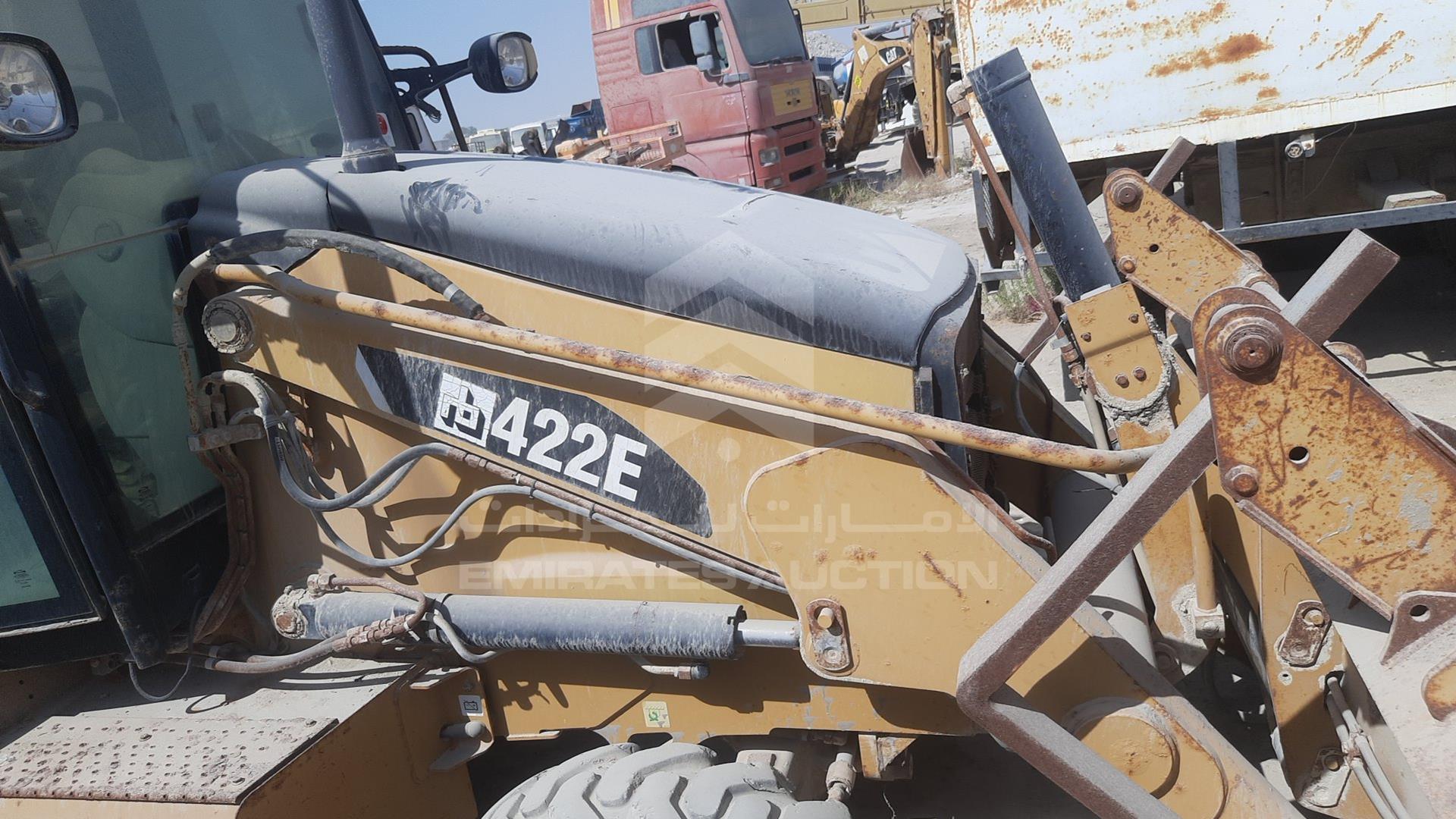 2011 CATERPILLAR 422E VIN: CAT0422EVMAW00837