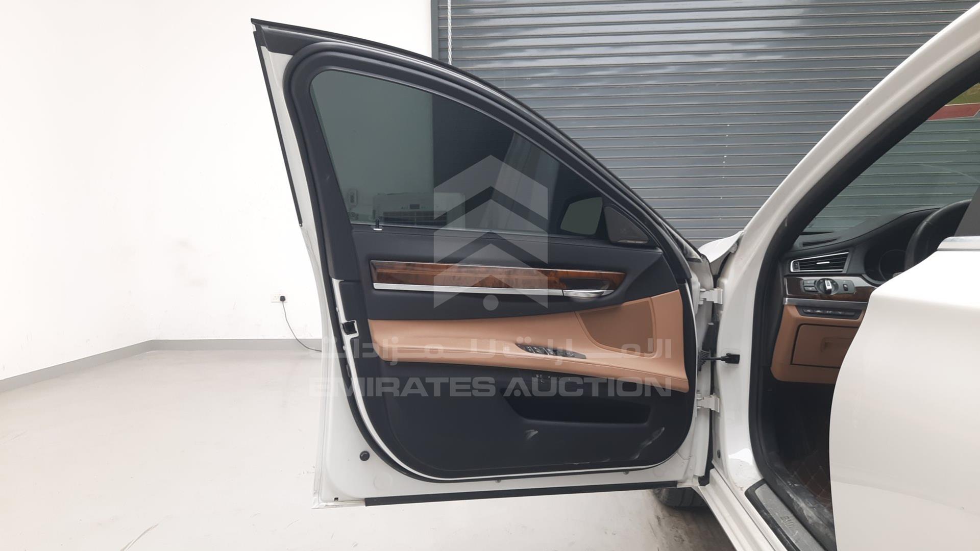 2014 BMW 740 LI VIN: WBAYE4103EDZ64860