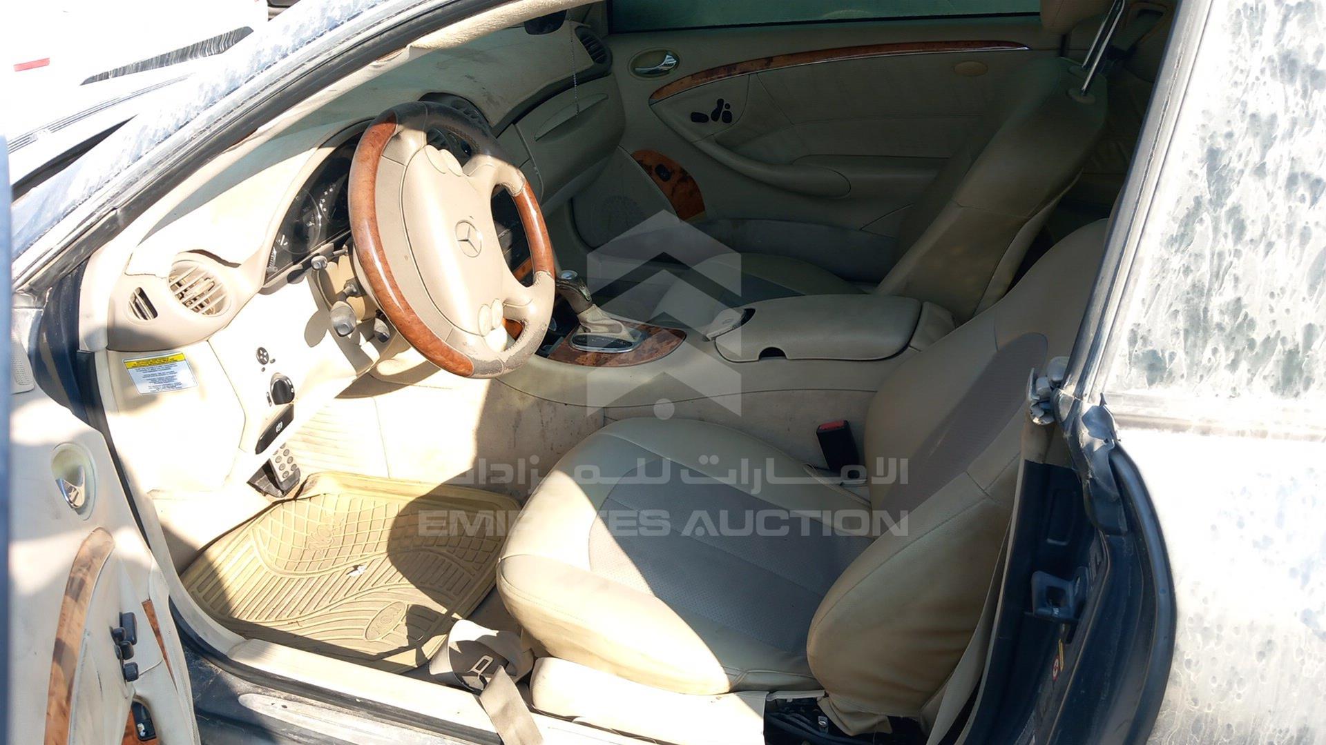 2005 MERCEDES CLK320 VIN: WDBTJ65J45F164949